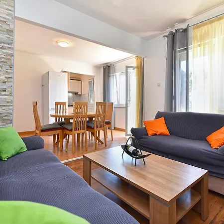 Apartman Danica 2321 Medulin