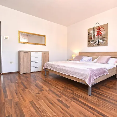 Danica 2321 Apartman Medulin