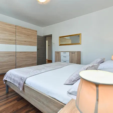 Apartman Danica 2321 *
