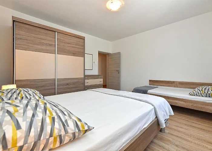 Danica 2321 Apartman *